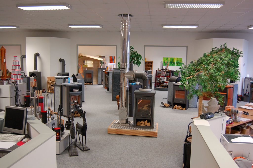 Kaminofen, Kaminkassette, Heizkamin, Kamineinsatz, Pizzaofen, BBQ, Gartengrill, B&uuml;nde, Herford, Bielefeld, Osnabr&uuml;ck, Lemgo, Detmold, Minden, L&uuml;bbecke, Hille, Paderborn, Delbr&uuml;ck